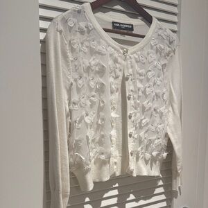 Karl Lagerfeld | Authentic White Floral Sweater Sz XL